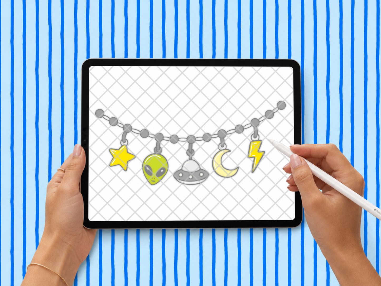 ALIEN BRACELET CLIPART
